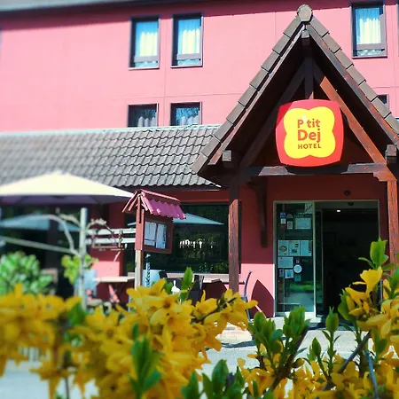 Hotel Restaurant Relais De Rixheim Ile Napoleon Mulhouse Rixheim