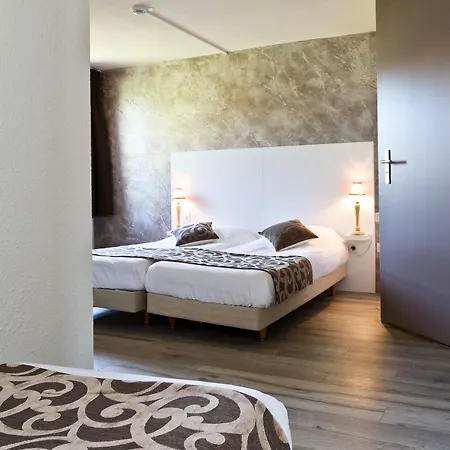 プチ デジ オテル ルレ ド リクスハイム ホテル 3*