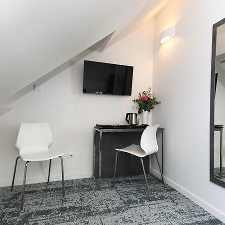 Hotel Restaurant Relais De Ile Napoleon Mulhouse 3*