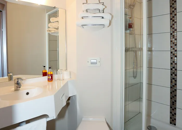 Hotel The Originals Access, Hôtel Mulhouse Est (P'tit Dej-Hotel)